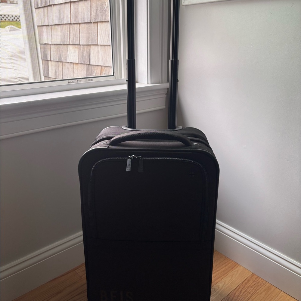 BEIS Soft-Sided Collapsible Check-In Roller Black Luggage